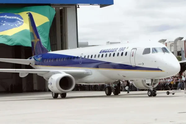 Embraer recebe R$ 1 bilhão do BNDES para impulsionar exportações