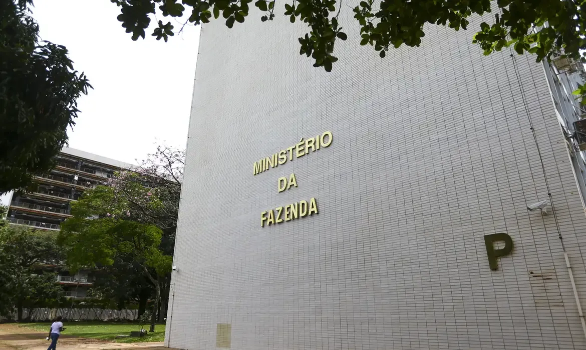 Governo acelera regulamentação do mercado de carbono até 2026