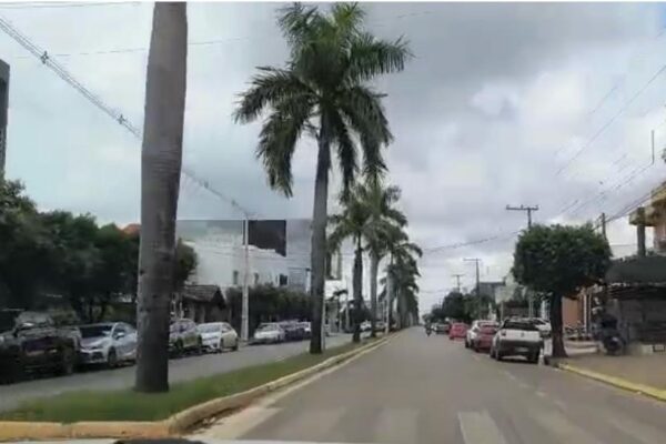 o processo de discussão será conduzido em etapas. A primeira será um diálogo direto com os comerciantes da região central.