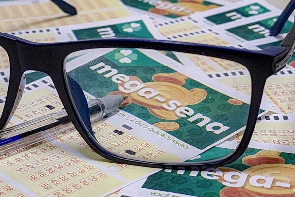 Mega-Sena sorteia nesta quinta prêmio acumulado em R$ 130 milhões