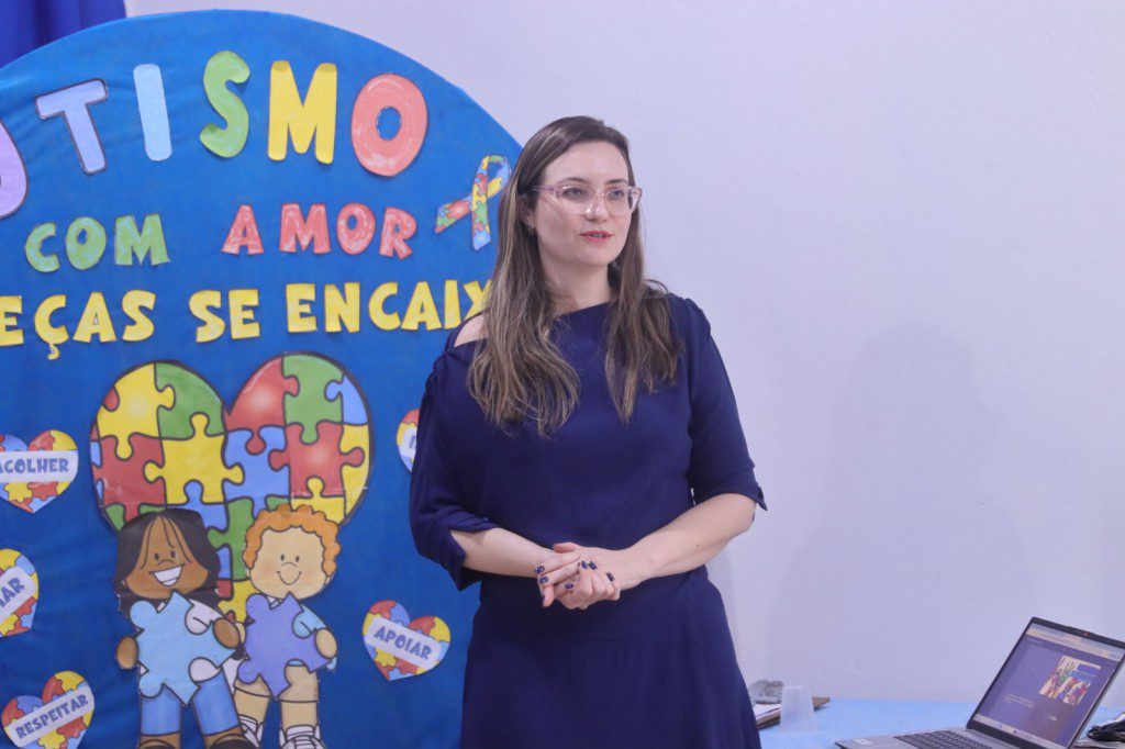 Secretaria de Assistência Social realiza roda de conversa sobre o Transtorno do Espectro Autista em Diamantino