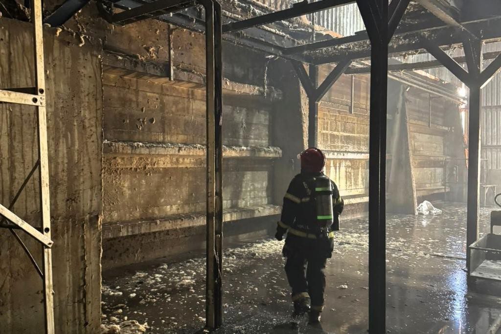 Corpo de Bombeiros extingue incêndio em Campo Novo do Parecis